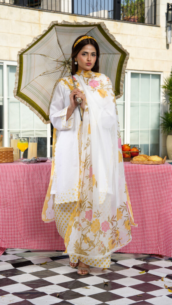 Ghazal Embroidered Summer Lawn Vol 1 2026 | House of Mist | HMGZ-LL26-03