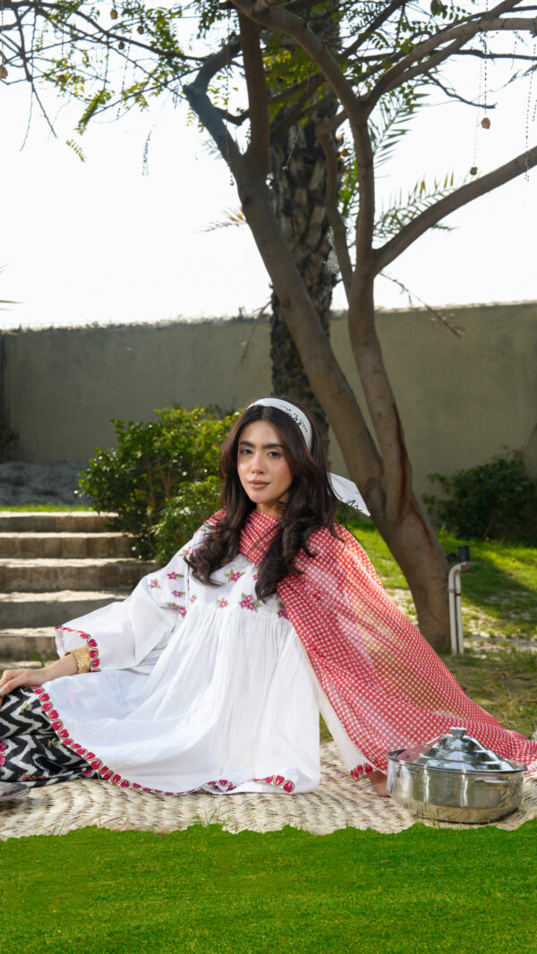 Ghazal Embroidered Summer Lawn Vol 1 2026 | House of Mist | HMGZ-LL26-05