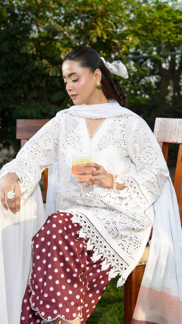 Ghazal Embroidered Summer Lawn Vol 1 2026 | House of Mist | HMGZ-LL26-01